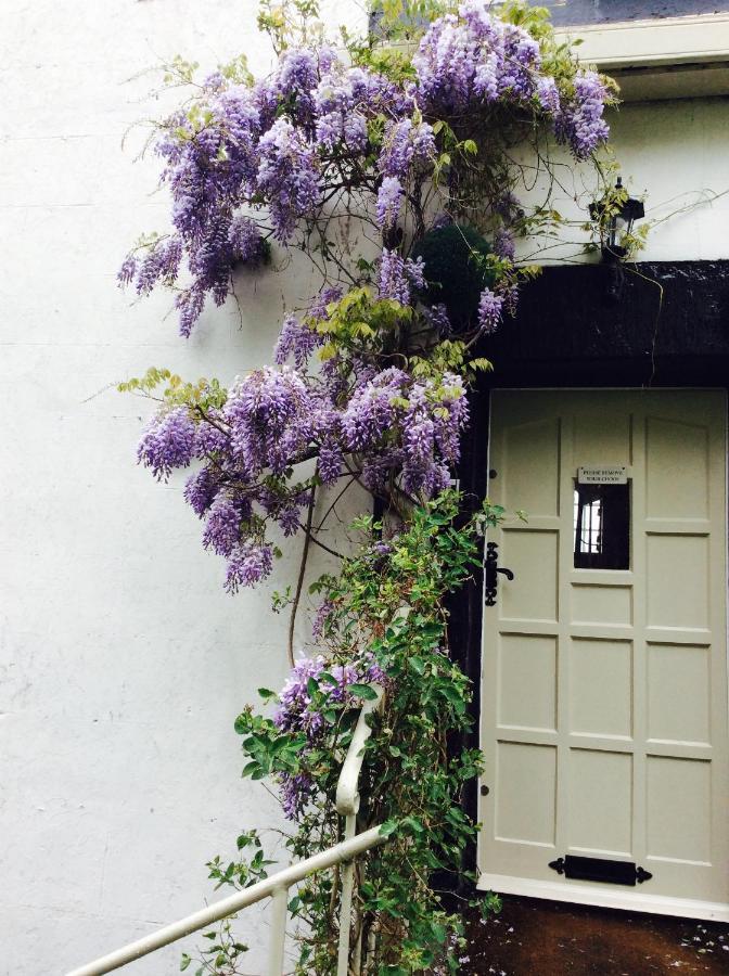 Willow Cottage B&B Yeadon Екстер'єр фото